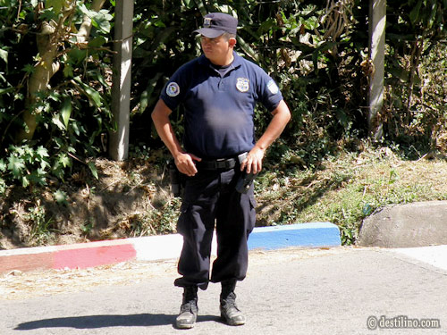 Police du tourisme, Cesar 