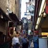 Petite rue commerciale sur le Mont St-Michel 