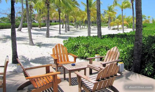 Le Snack bar « Sharkie's », sectrion sur la plage