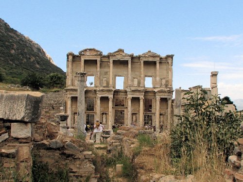 La célèbre bibliothèque d'Éphèse