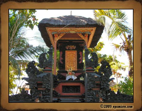 Chaque jour, les Balinais donnent des offrandes à leurs dieux