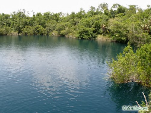 Cenote Azul (2009)
