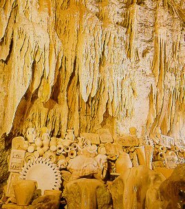 Grottes pétrifiantes de Savonnières 