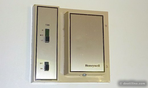 Thermostat pour l'air climatisé (qui fonctionne très bien en passant)