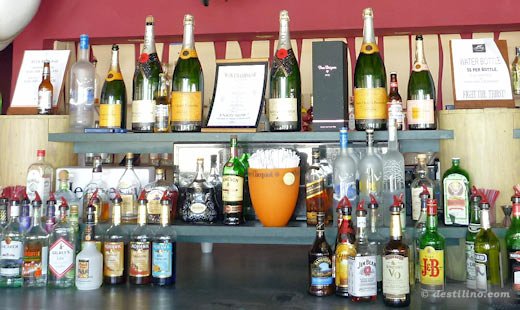 Club Med - Lobby bar