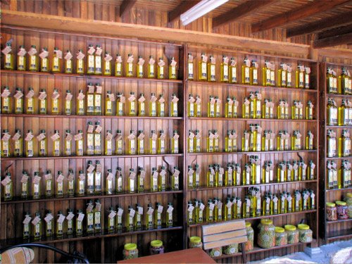 Un des nombreux kiosques d'huiles d'olive