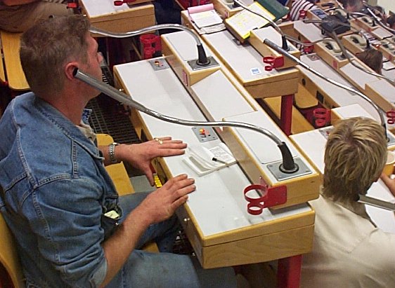 Aalsmeer-Centre de distribution et vente aux ench�res de fleurs-5.jpg - 68.49 K