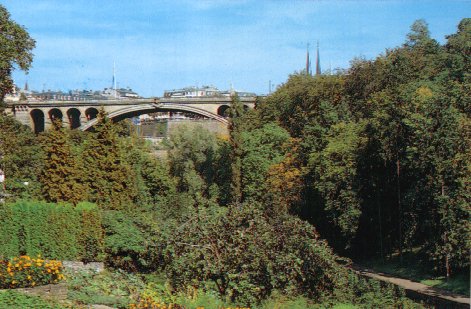 Luxembourg-Pont Adolphe.jpg - 55.76 K