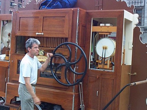 Le Dam - Orgue de barbarie (derrière)