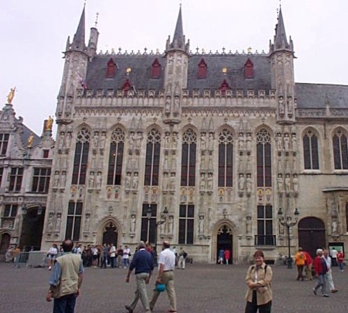 Hotel de Ville (Het Stadhuis)