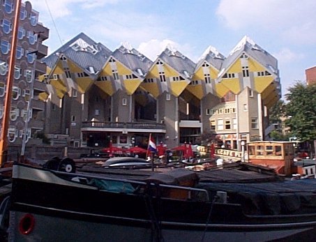Maisons Cubes