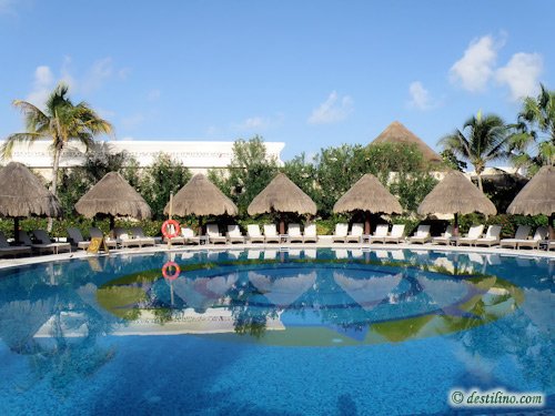 Hotel Catalonia Royal Tulum (2009)