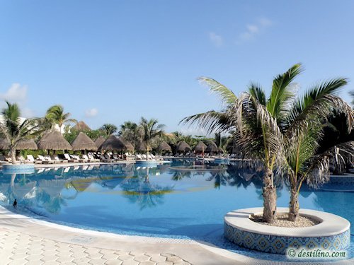 Hotel Catalonia Royal Tulum (2009)
