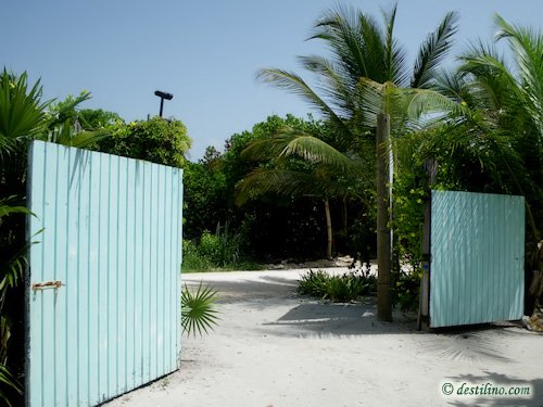 Hotel Playa Sonrisa (2009)