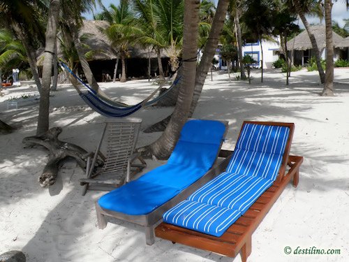 Hotel Playa Sonrisa (2009)
