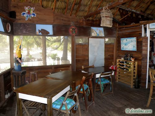 Hotel Playa Sonrisa (2009)