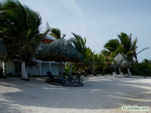 Hotel Playa Sonrisa (2009)