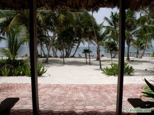Hotel Playa Sonrisa (2009)