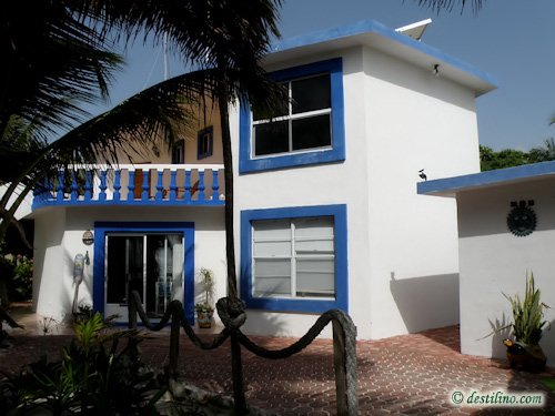 Hotel Playa Sonrisa (2009)