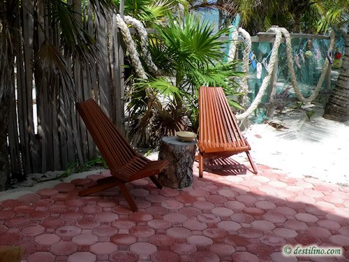 Hotel Playa Sonrisa (2009)