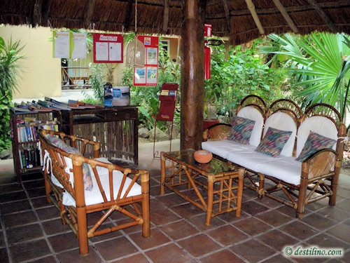 Hotel El Tukan (2009)