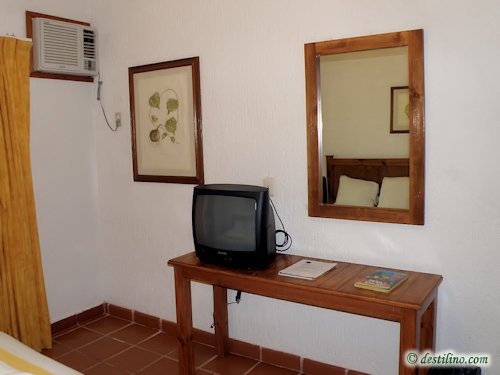 Hotel El Tukan (2009)