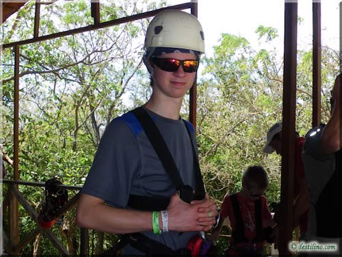 Canyon Canopy (Hacienda Guachipelin)