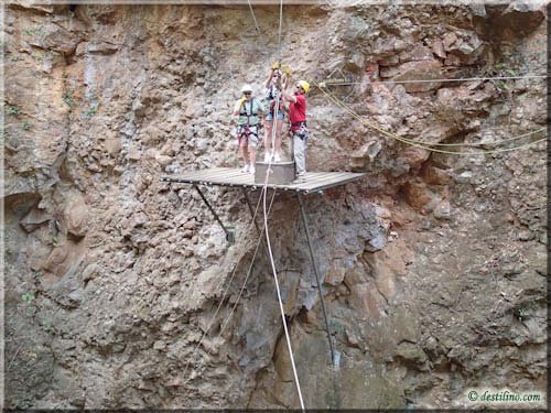 Canopy Tour - La Isla