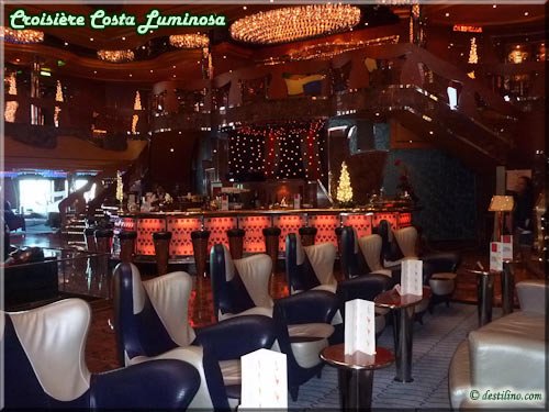 Lobby bar