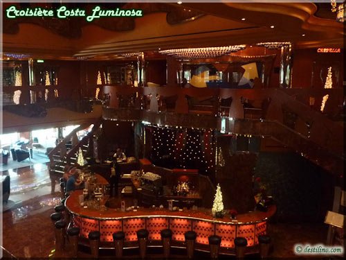 Lobby bar