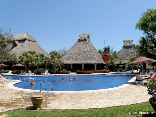 Piscine « Bambu » 