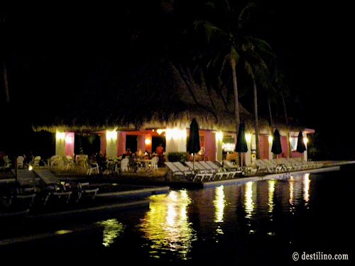 Snack bar - « Maya Grill » (Steak house en soirée) 
