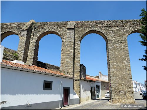Evora (2016)