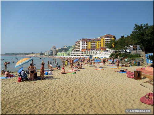 La plage de Nessebar