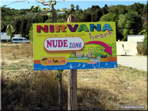 Indication de la plage naturiste