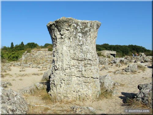 Pobiti Kamani (stone desert)