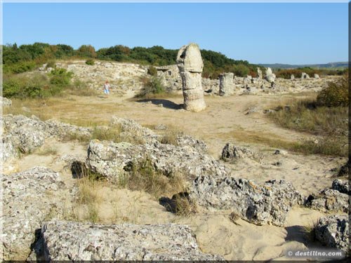 Pobiti Kamani (stone desert)