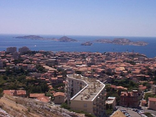 Les îles avoisinantes et le chateau d'If 