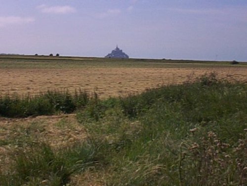 Mont St-Michel vue de loin 