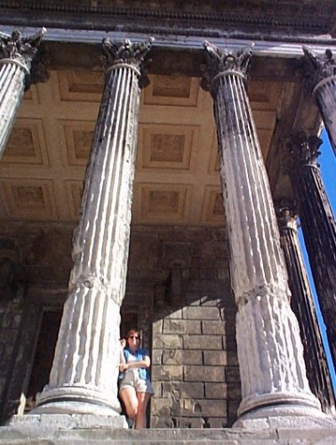 Nîmes