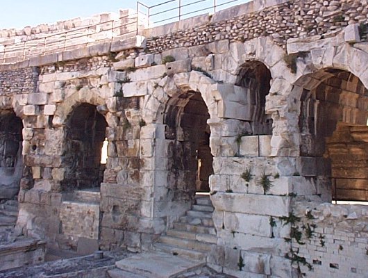 À l'intérieur des arènes de Nîmes 