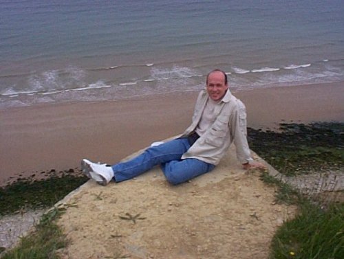 Sur un bunker allemand à Omaha beach 