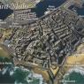 Vue aérienne de la ville fortifiée (carte postale)