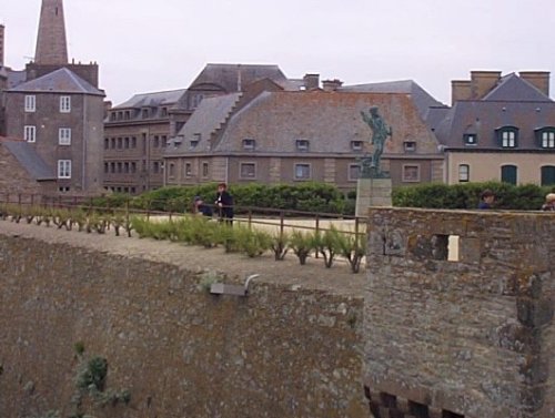 Ville vue des remparts 