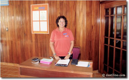 Elena, représentante de Sunwing pour l'hôtel Marea del Portillo 