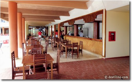Resto snack bar près de la piscine 