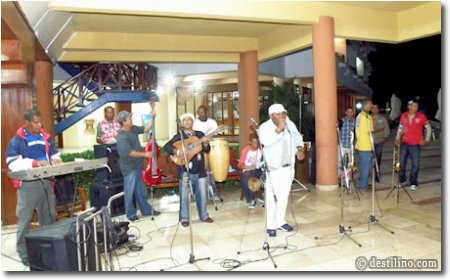 Musiciens en soirée 