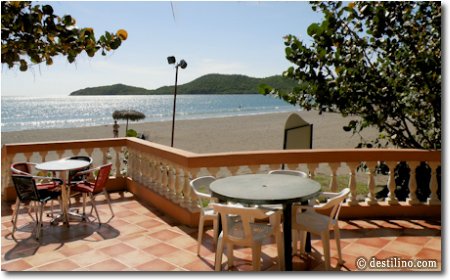 Le snack bar - côté ouest (direction Farallon) 