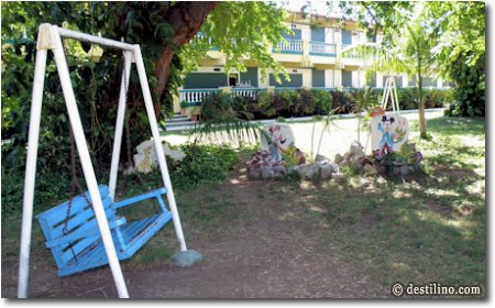 ... une balançoire, mais comme il n'y a pas beaucoup d'enfants à l'hôtel! 