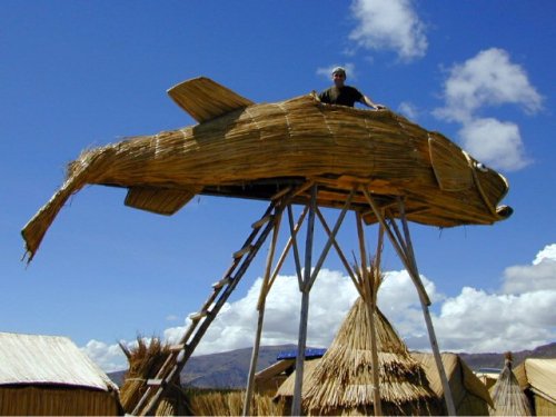 Sculpture en totora sur l'île Aymara 